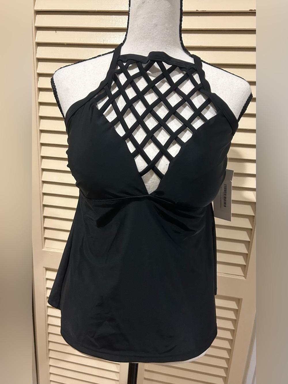 Hybrid & Company Black Lattice Halter Tank